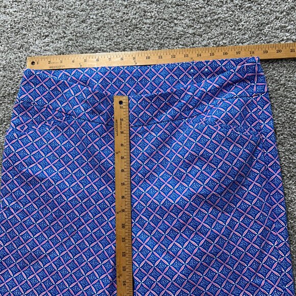 Chicos Womens XL Perfect Stretch Capri Pants Blue Geometric Print Elastic Waist - Picture 8 of 10